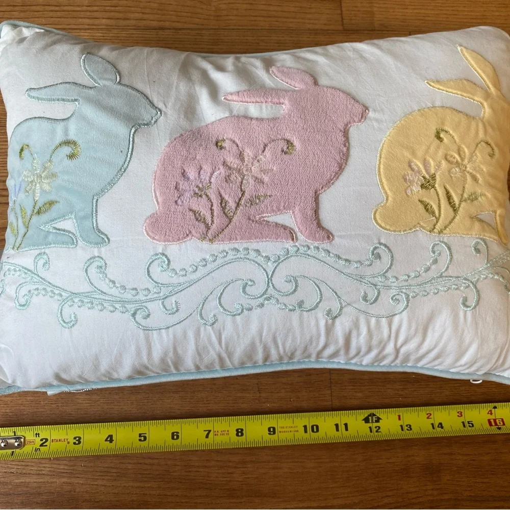 NWT Secret Celebrity White Pillow fluffy textured pastel bunnies & embroidered